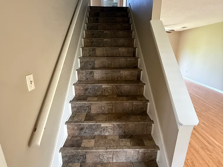 113 Riverview Ln — Photo 3