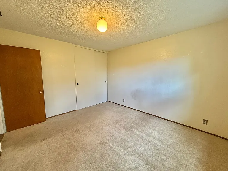 194 Wedgewood Ave — Photo 16