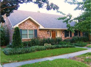 3909 Ridgeway Dr, Metairie, LA 70002