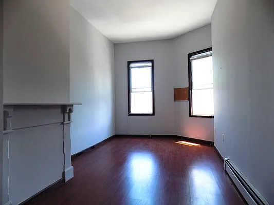 Rented by Blue Egg Realty Corp | media 12