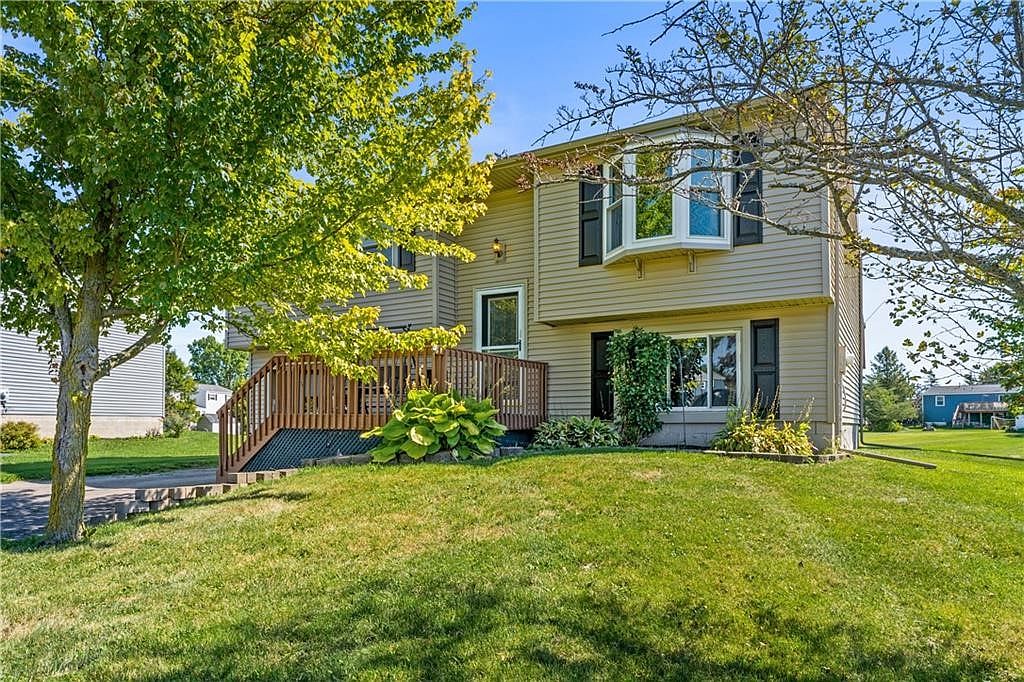 1601 Flaxen Dr, Farmington, NY 14425 | Zillow