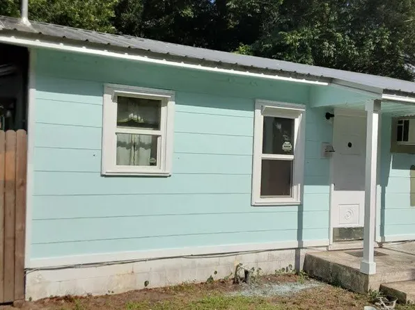 1621 Roselle Ave, Palatka, FL 32177