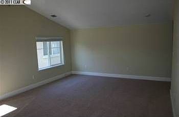 2nd image of 5954 Arlington Blvd