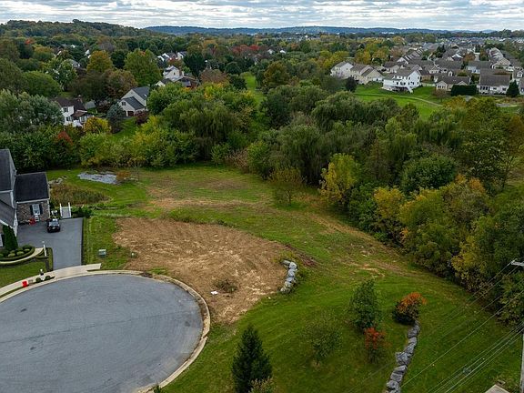 2nd image of 398 Fern Ln