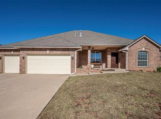 3109 Summit Crossing Pkwy, Norman, OK 73071