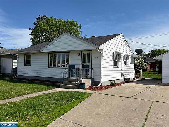 2nd image of 3313 Outer Dr