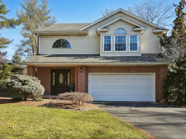 24 Braemar Ct, Parsippany-Troy Hills Twp., NJ 07054