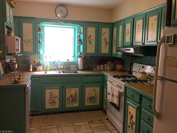 5th image of 1760 & 1762 Liberty Dr