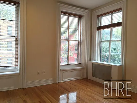 Rented by Brooklyn Heights Real Estate Inc | media 7