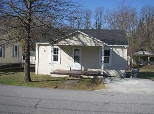 1941 Bay St, Bristol, TN 37620