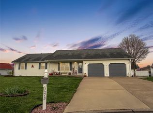 1218 Coral St, Red Bud, IL 62278
