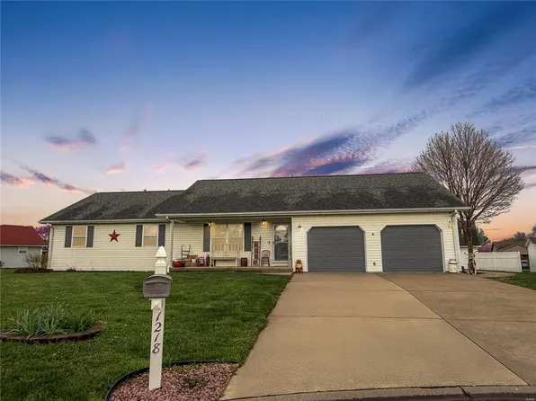 1218 Coral St, Red Bud, IL 62278