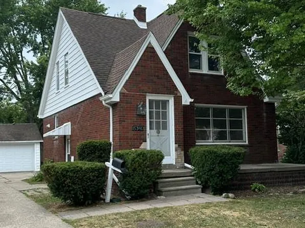 15346 Camden Ave, Eastpointe, MI 48021