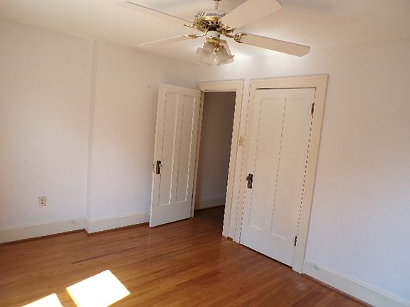 5th image of 66-68 W Como Ave
