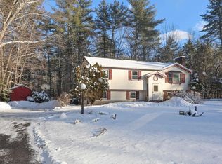 40 Clifton Road, Bedford, NH 03110