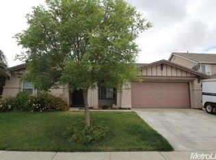 1204 Cliff Swallow Dr, Patterson, CA 95363