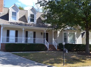 2550 Crossgate Pl, Vestavia Hills, AL 35216