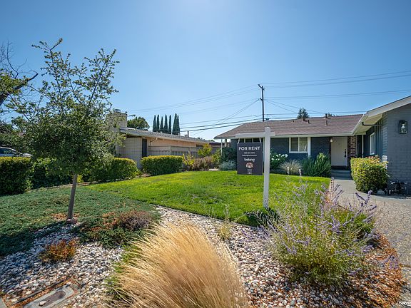 5th image of 1035 Renoir Ct