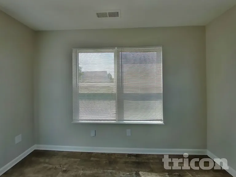 4936 Dunlin Dr — Photo 4