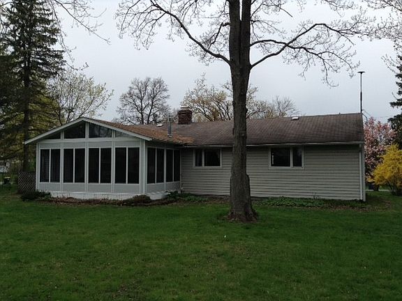 back view with sunporch