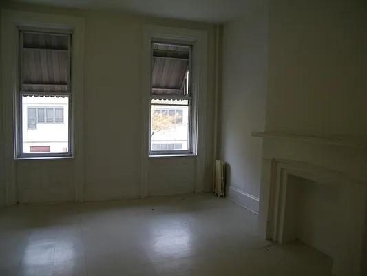 Rented by Francis Castoria LREB | media 9