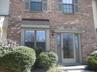 189 Kinnoll Hill Ct, Aberdeen, NJ 07747