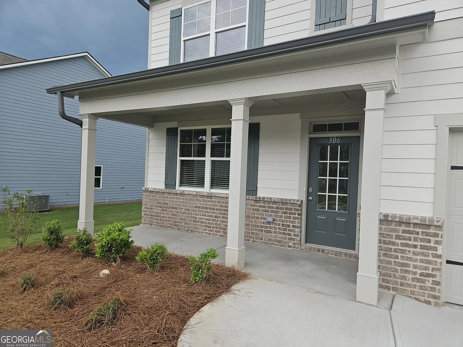 5 bed, 3.0 bath, 2511 sqft, $2,750 — Photo 2