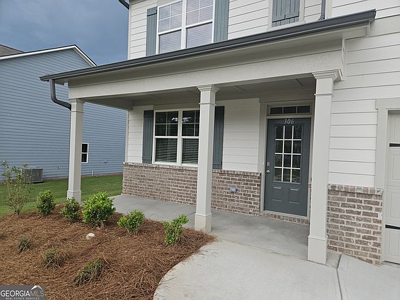 2nd image of 306 Thompson Ridge Ln
