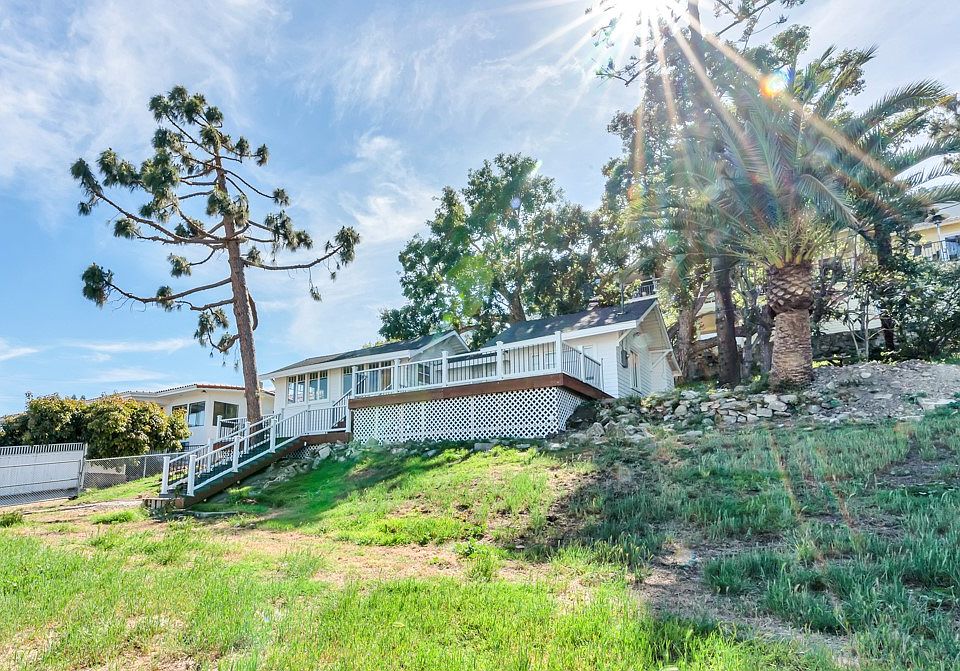 Beach cottage built in 1912