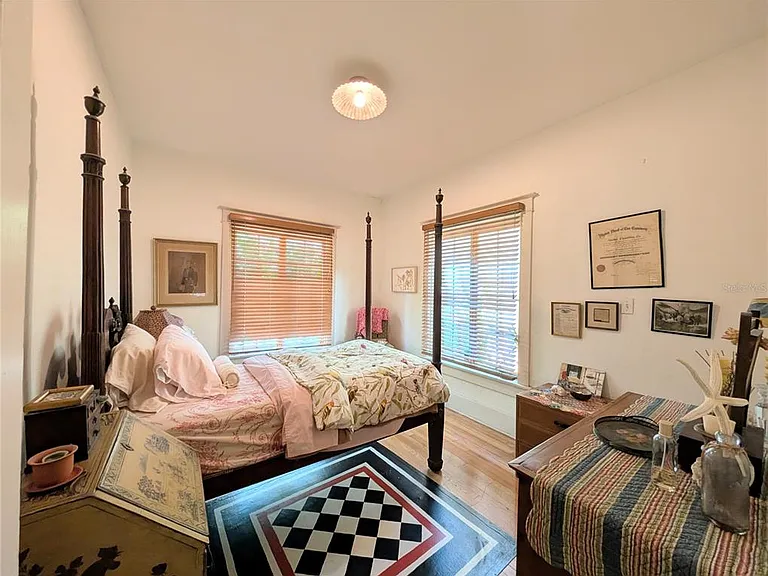 1701 Siesta Dr — Photo 17