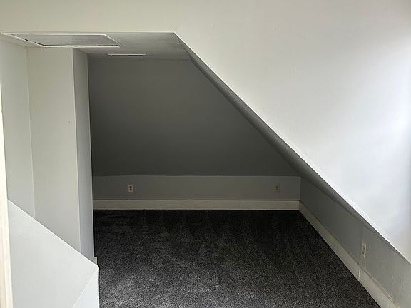 3rd image of 1422 Central Ave #2A