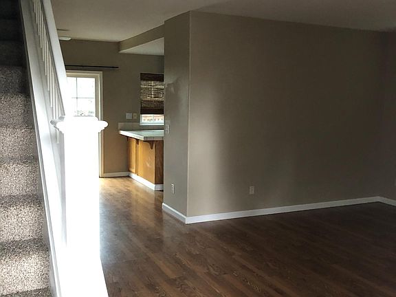2nd image of 2447 Penbrooke Ave
