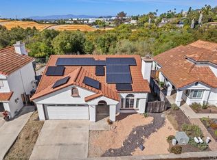 2067 Paseo De Anza, Vista, CA 92084