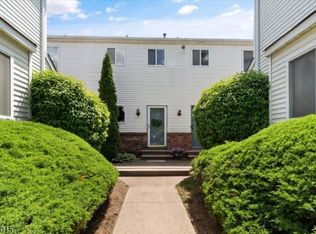 907 Reed Ct #907, Flemington, NJ 08822