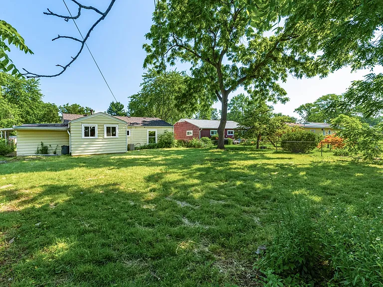 4363 Allen Dr — Photo 43