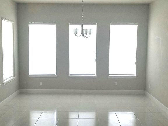 4th image of 1925 Mendocino Ln