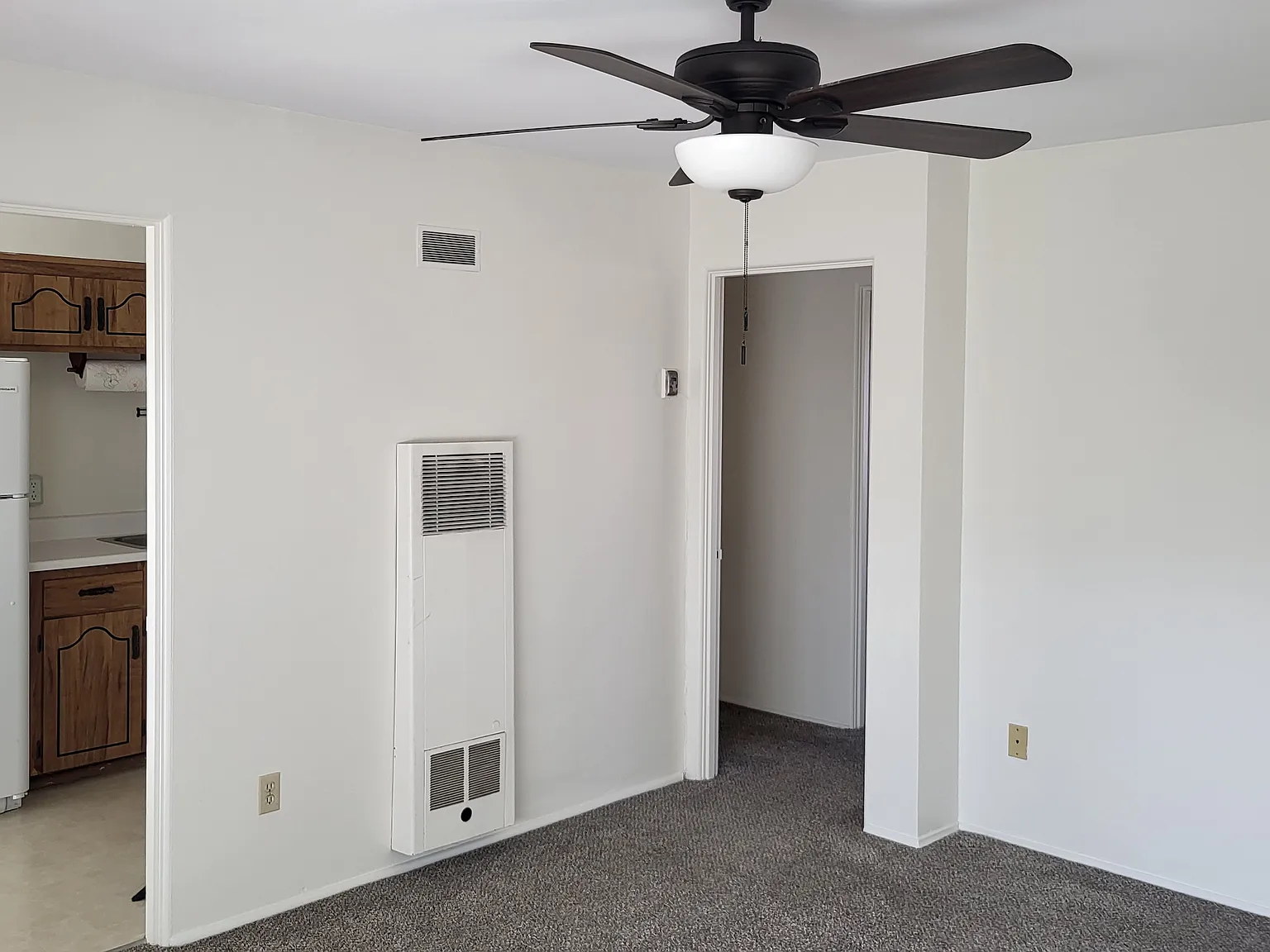 1 bed, 560 sqft, $1,900 — Photo 3