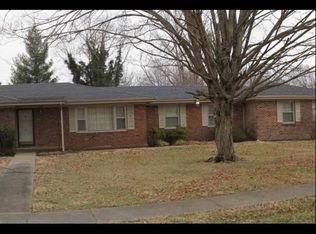 200 Wayne Dr, Hopkinsville, KY 42240