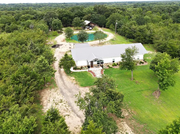 1290 County Road 3341 N, Sulphur Springs, TX 75482