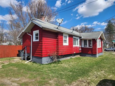 2190 East Ave, Akron, OH, 44314