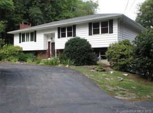 42 Bronson Rd, Prospect, CT 06712