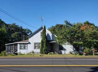 891 Augusta Rd, Belgrade, ME 04917