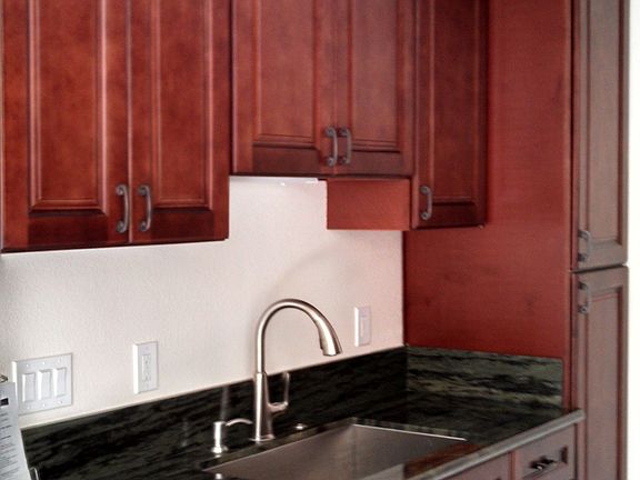 Kitchen, bamboo verde granit