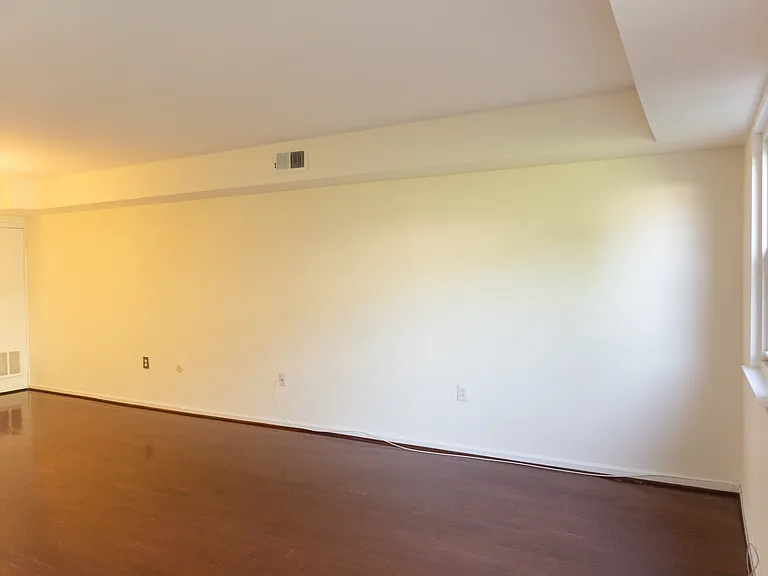 37 Winston Ct #37 — Photo 7