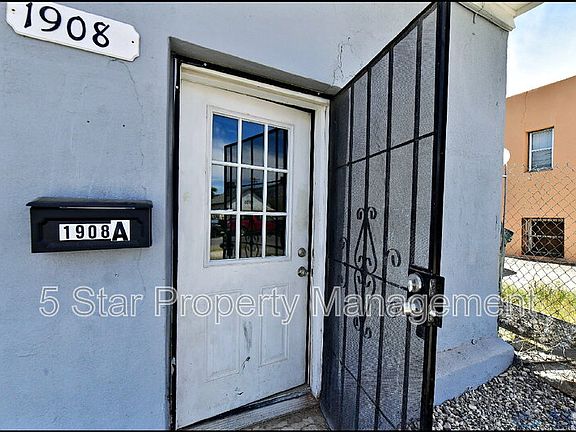5th image of 1908A Olive Ave