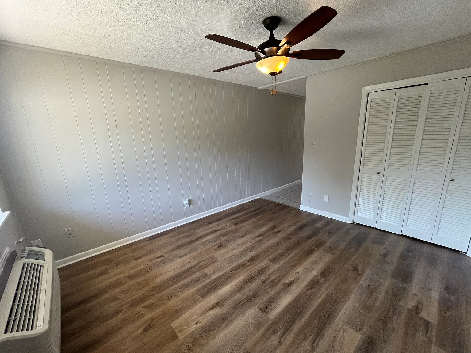 Studio, 450 sqft, $695 — Photo 3