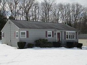 2nd image of 8 Oakwood Ave