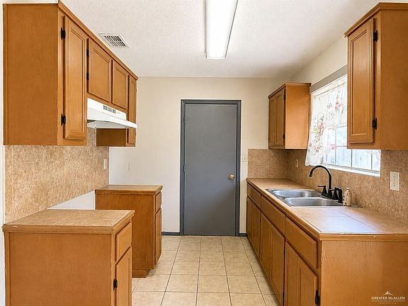 4th image of 416 Jalapeno Dr