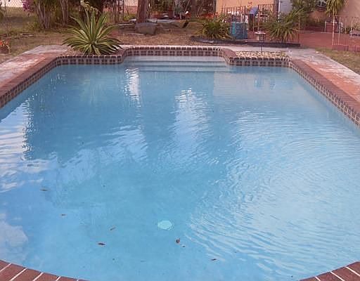 4th image of 420 NW 123rd St