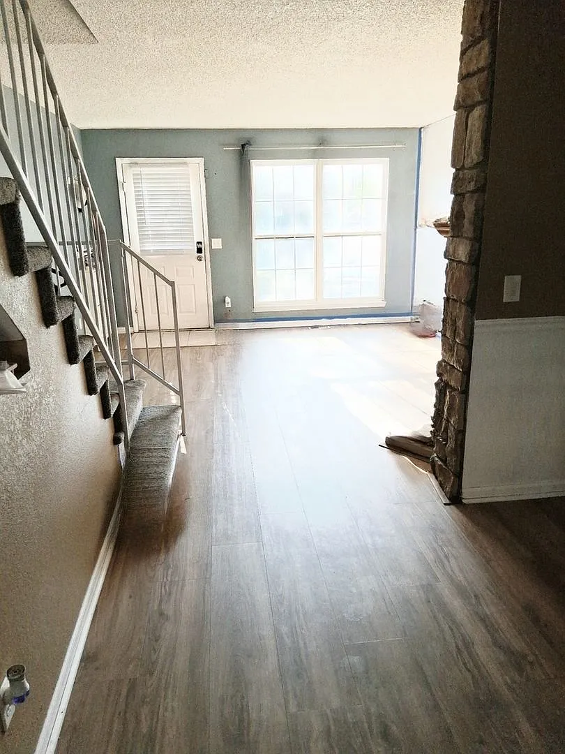 Spacious 3BR Townhome in Littleton — Photo 4